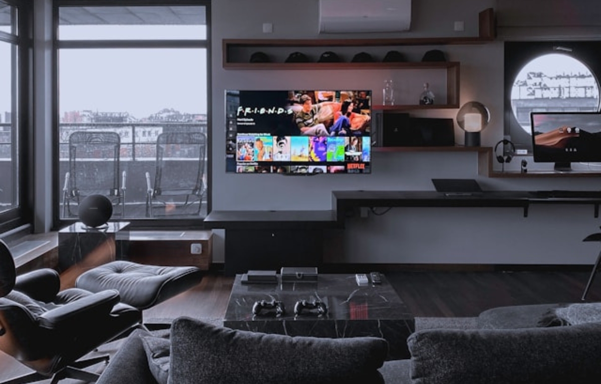 10 Stunning TV Room Designs That Inspire Comfort and Style